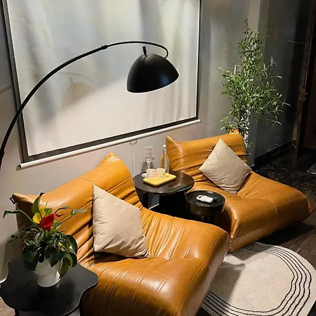 Saigon Healing Home - Black And White Studio - Tan Binh